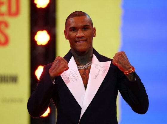 Chris Eubank Jr. durante um treino de boxe.